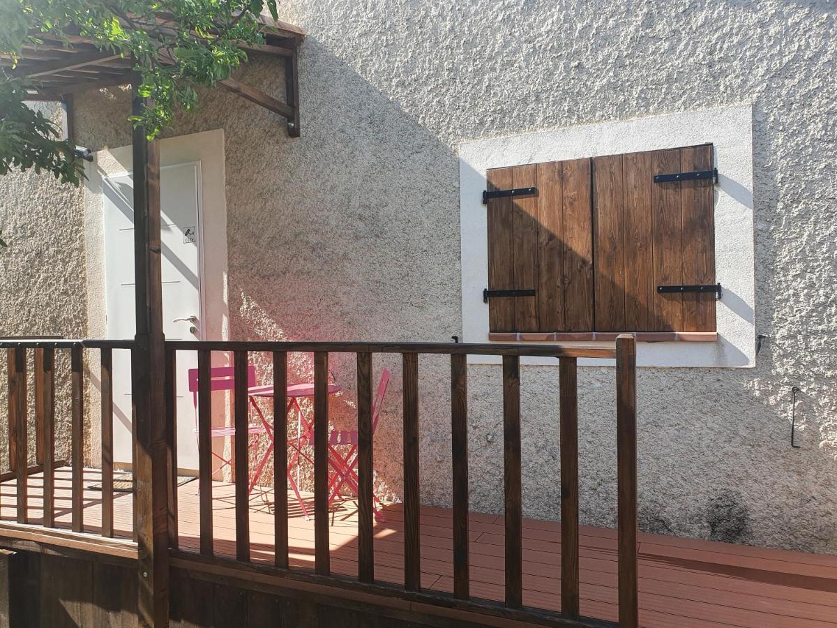La Maison De Lalouette Forcalquier Εξωτερικό φωτογραφία